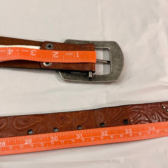 Fossil Belt Size S Brown Genuine  Leather Tooled Studded Western Boho Buckle - Picture 9 of 15